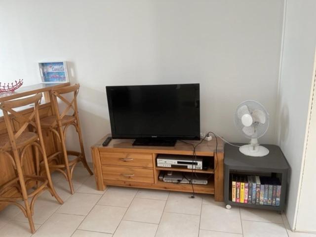 Villa Magali - Appartement Climatise T3 Duplex - Grau-Du-Roi - Hypercentre 20 M De La Plage Le Grau-du-Roi Exteriör bild